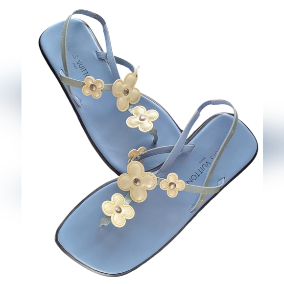 LOUIS VUITTION Sandals Blue with Cream Colored Flower  Size 39.5 - US 9.5 - Picture 2 of 10